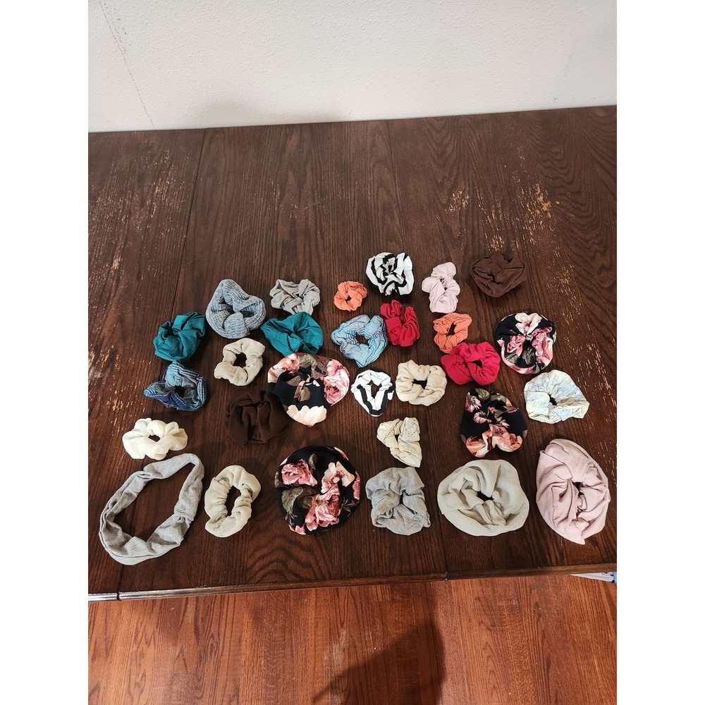 Vintage Scrunchies Lot Ponytail Holders 80s 90s Floral Neutral Retro Assorted